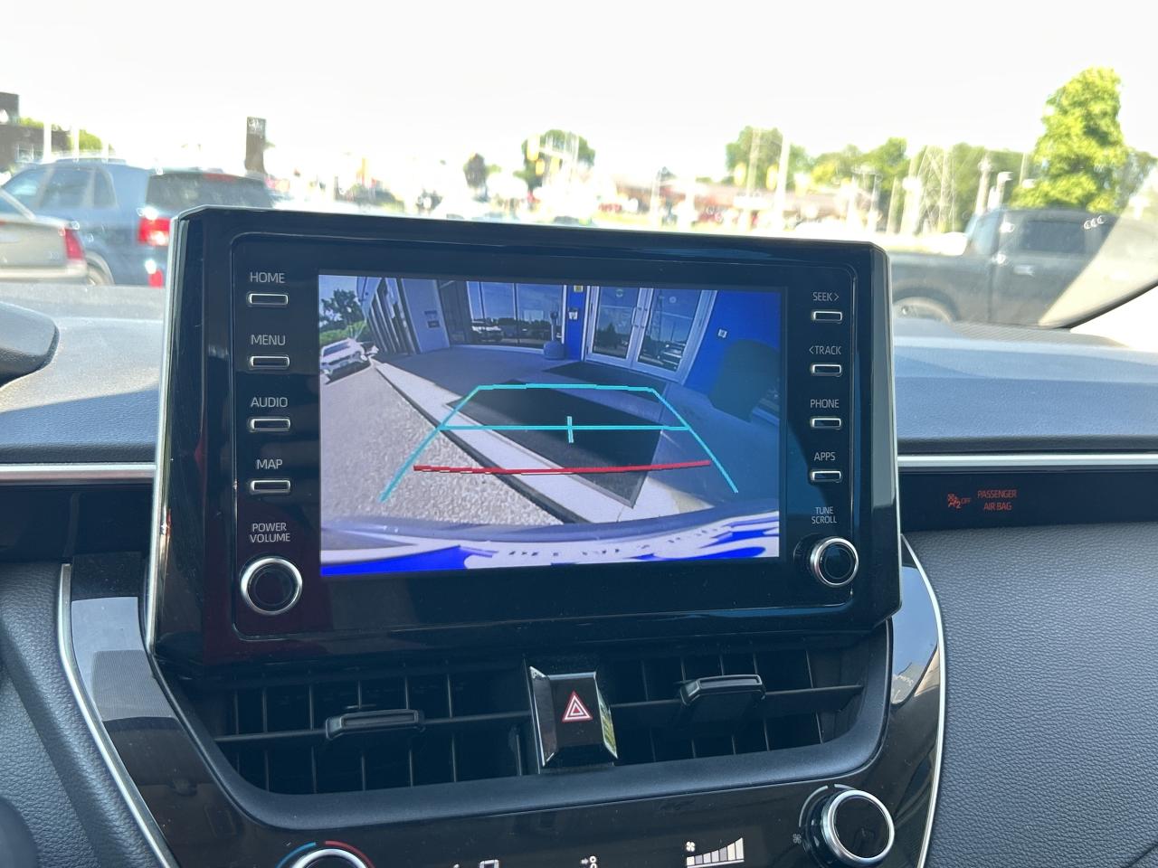 2021 Toyota Corolla LE CVT   Clean Carfax Photo