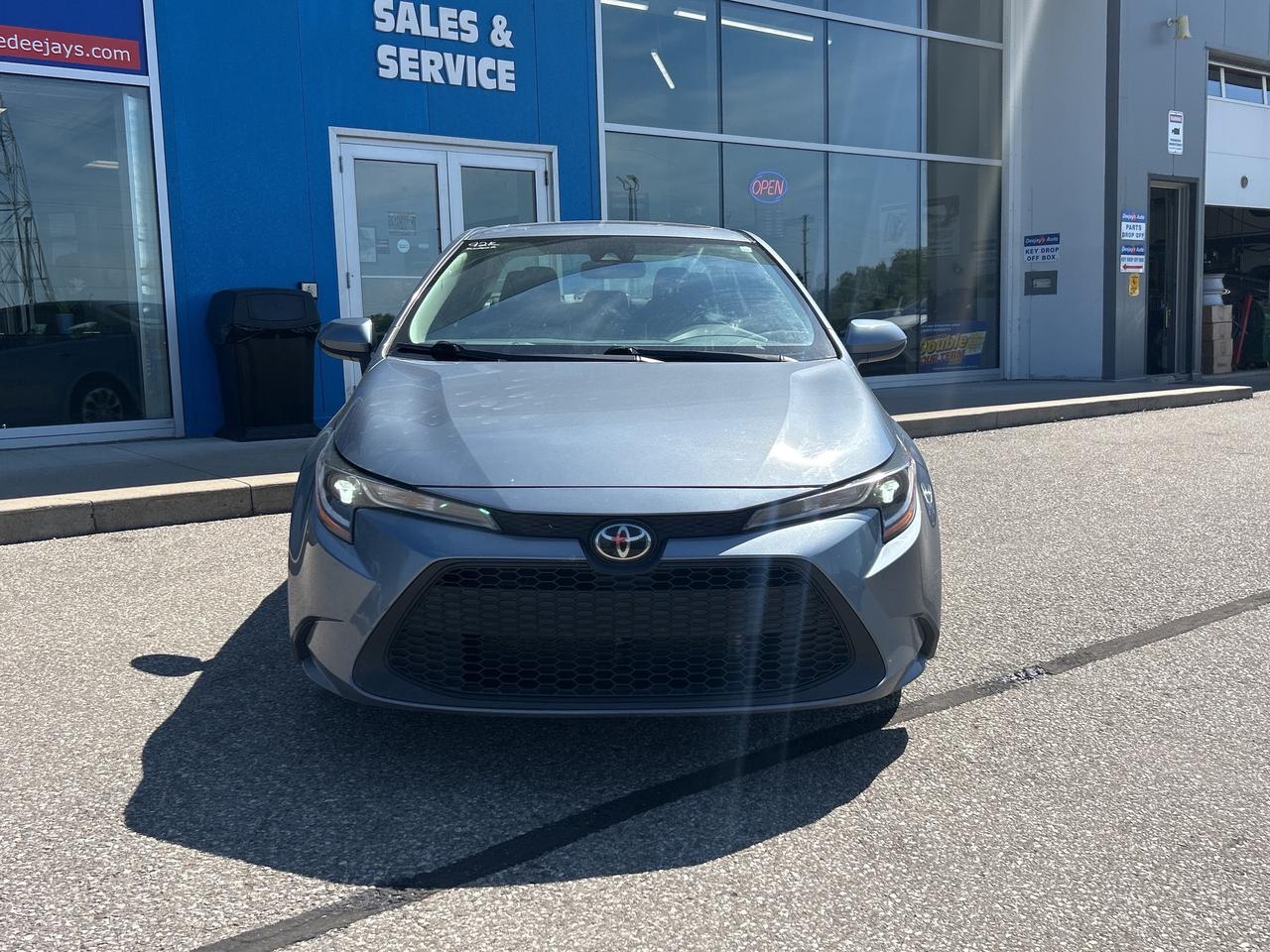 2021 Toyota Corolla LE CVT   Clean Carfax Photo