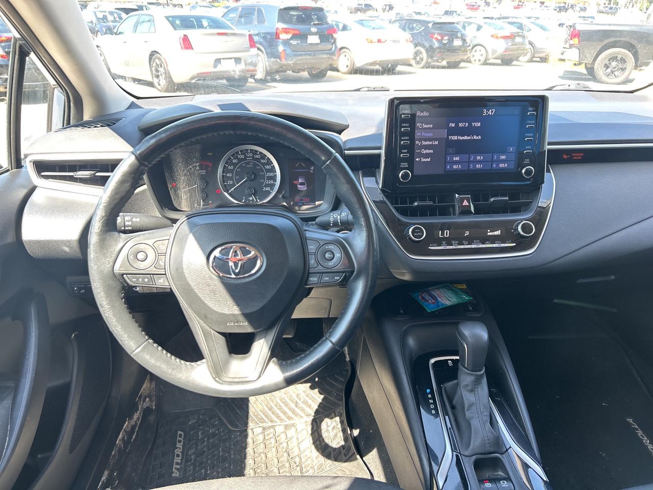 2021 Toyota Corolla LE CVT   Clean Carfax Photo