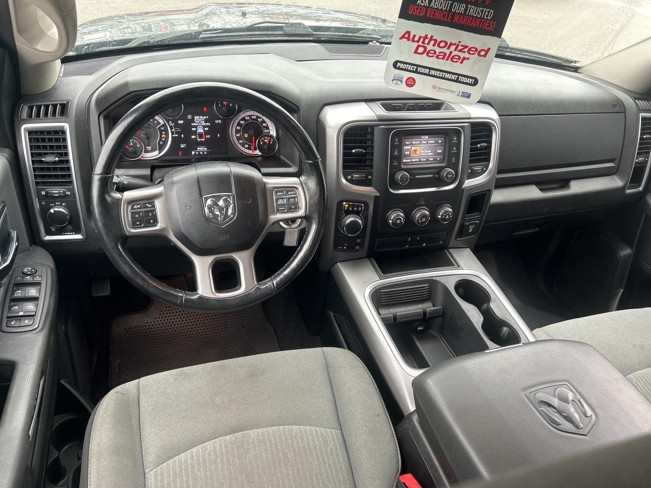 2022 RAM 1500 Classic SLT Crew Cab 5'7 Box   Low KM   Clean Carfax Photo