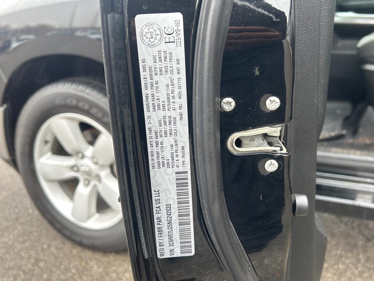 2022 RAM 1500 Classic SLT 4x4 Crew Cab 5'7 Box   Clean Carfax Photo