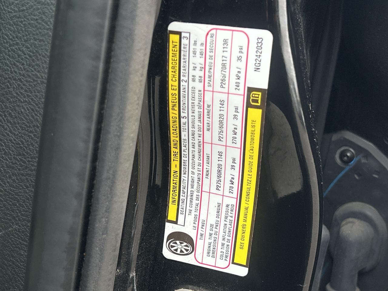 2022 RAM 1500 Classic SLT 4x4 Crew Cab 5'7 Box   Clean Carfax Photo