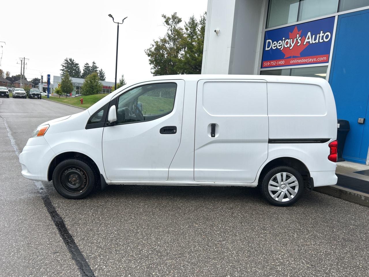 2017 Nissan NV200 2.0L SV   Shelving   NAV   Clean Carfax Photo