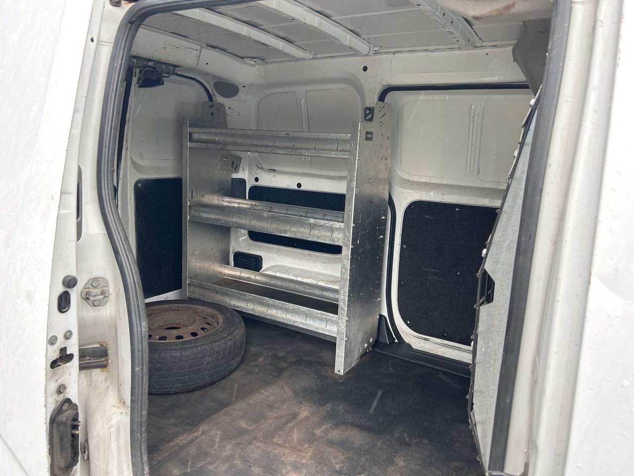 2017 Nissan NV200 2.0L SV FWD   Shelving   NAV   Clean Carfax Photo