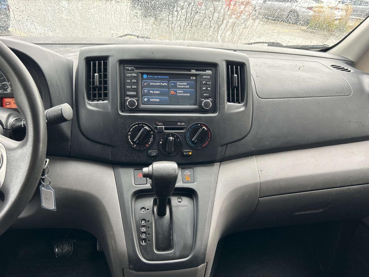2017 Nissan NV200 2.0L SV FWD   Shelving   NAV   Clean Carfax Photo