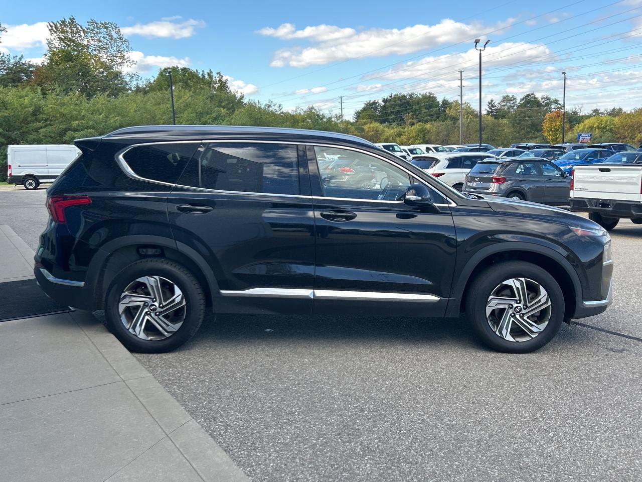 2022 Hyundai Santa Fe Preferred   Pano Roof   Leather   Clean Carfax Photo