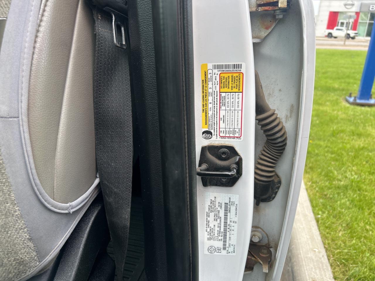 2020 Ford F-350 XL 2WD Crew Cab 8' Box   6 Pass   Clean Carfax Photo