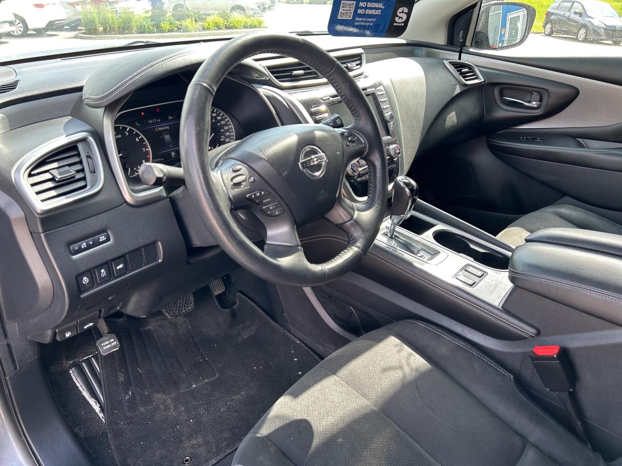 2019 Nissan Murano SV   Nav   Panoramic Roof   Clean Carfax Photo