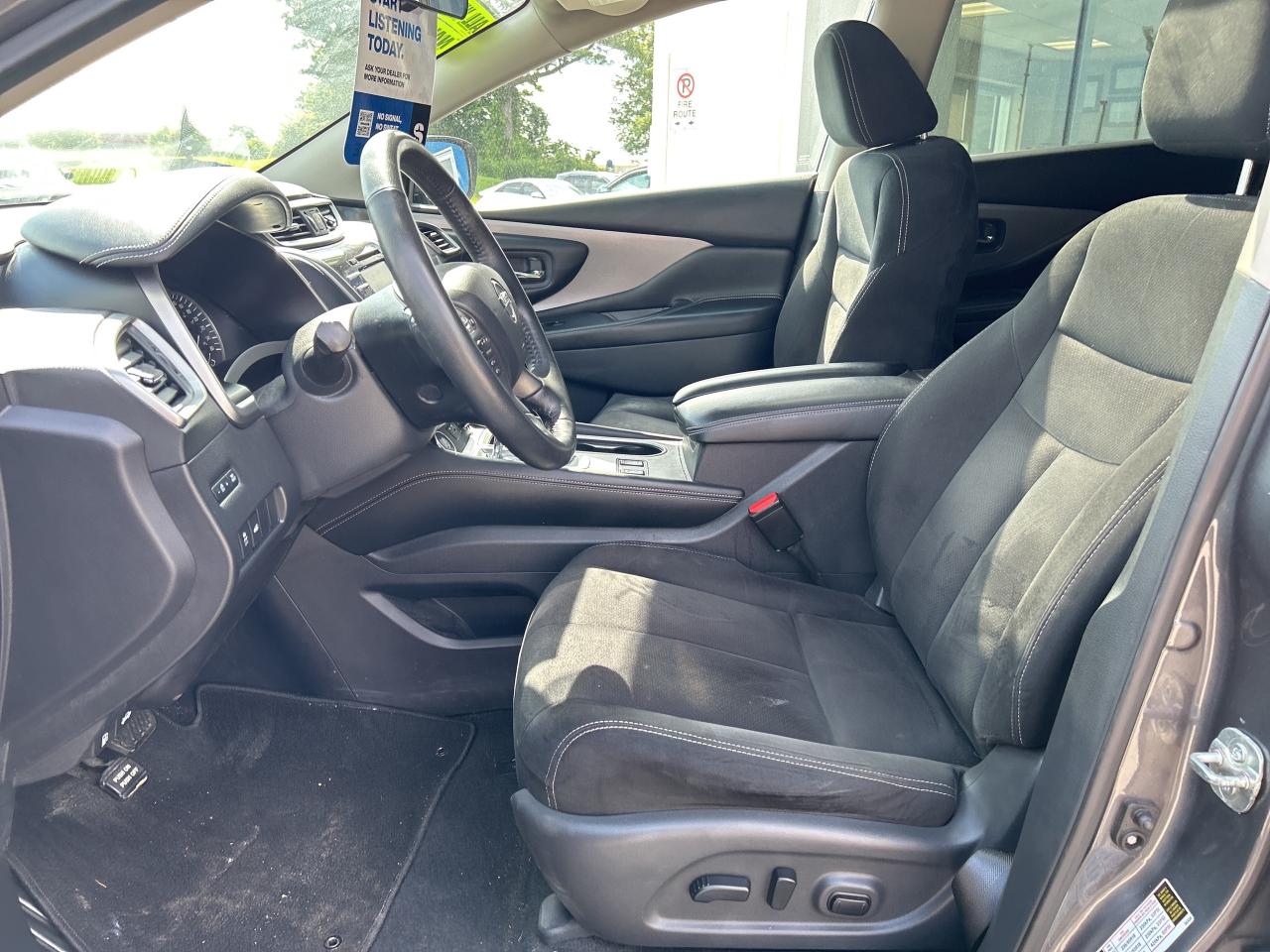 2019 Nissan Murano SV   Nav   Panoramic Roof   Clean Carfax Photo