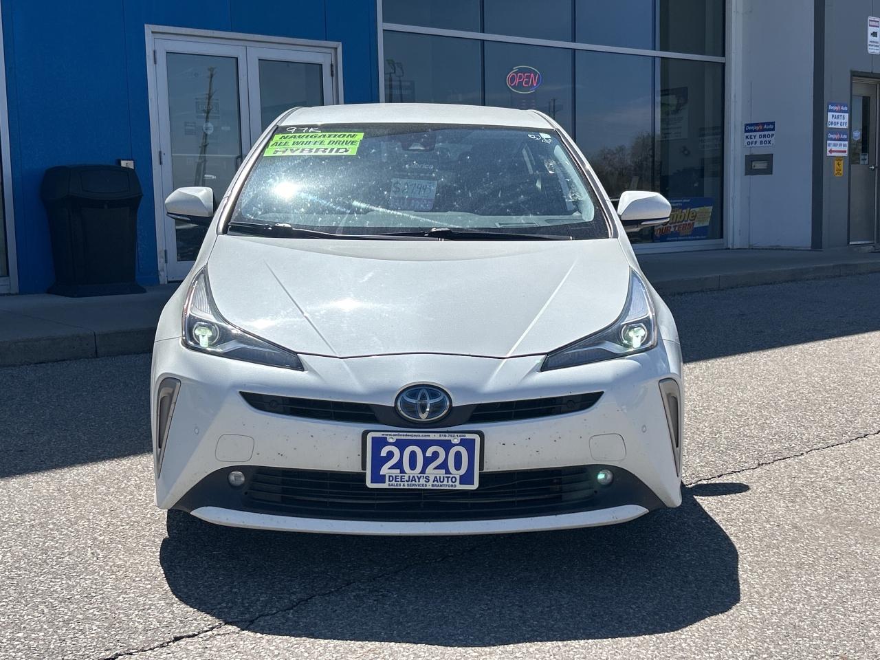 2020 Toyota Prius E Hybrid   Nav   Clean Carfax  , AWD Photo