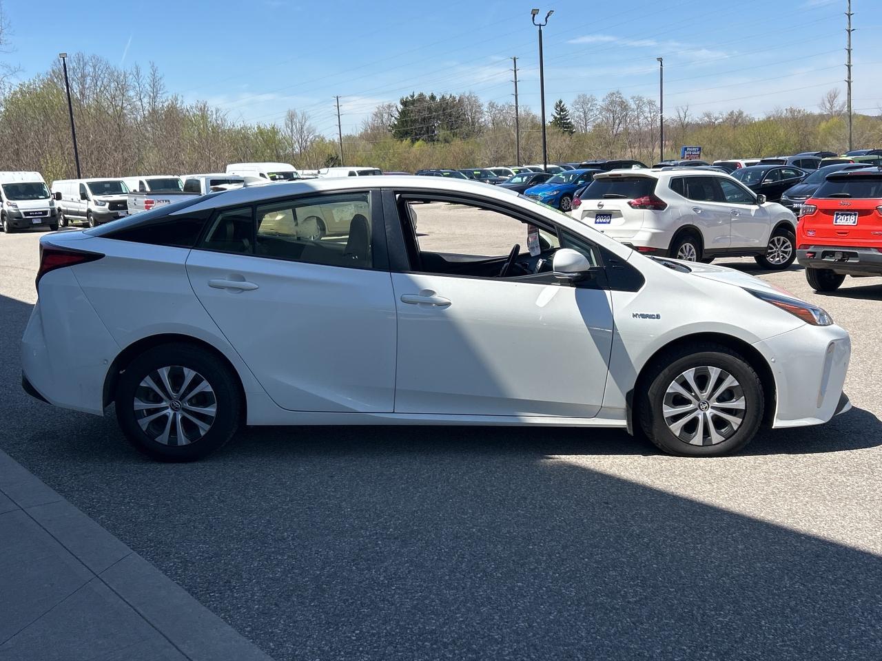 2020 Toyota Prius E Hybrid   Nav   Clean Carfax Photo2