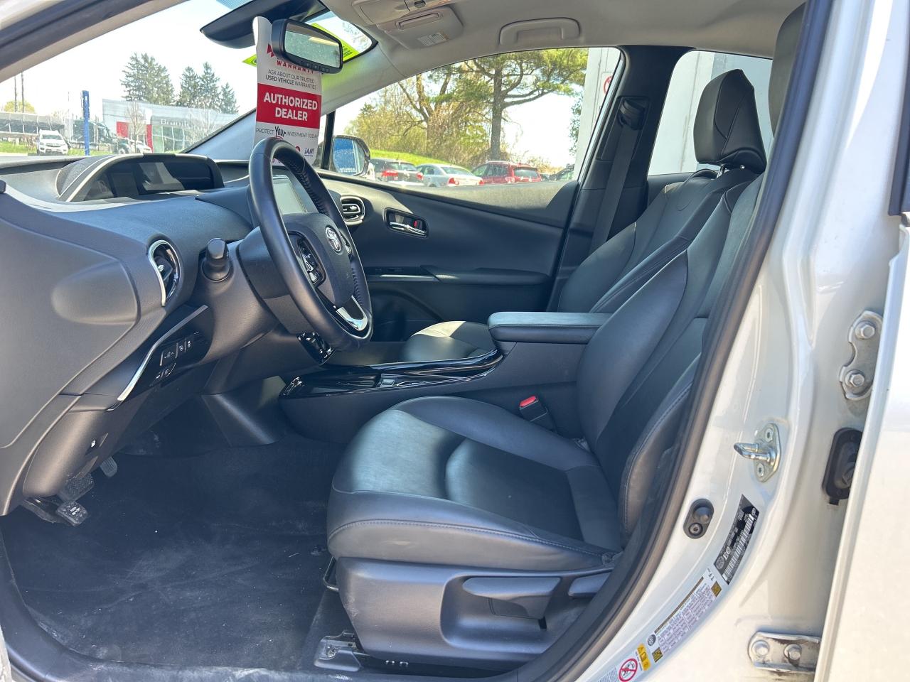 2020 Toyota Prius E Hybrid   Nav   Clean Carfax Photo