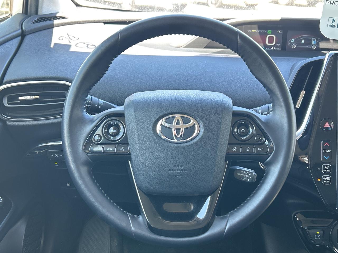 2020 Toyota Prius E Hybrid   Nav   Clean Carfax Photo