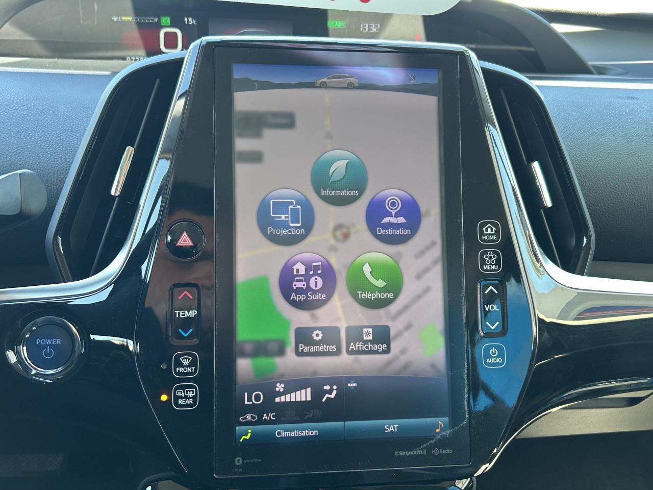 2020 Toyota Prius E Hybrid   Nav   Clean Carfax  , AWD Photo