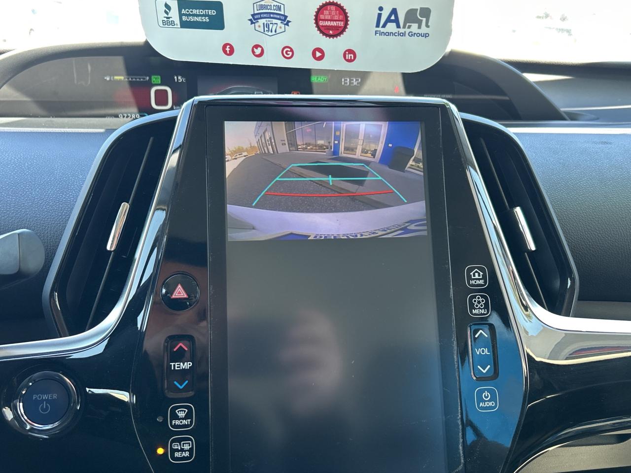 2020 Toyota Prius E Hybrid   Nav   Clean Carfax  , AWD Photo