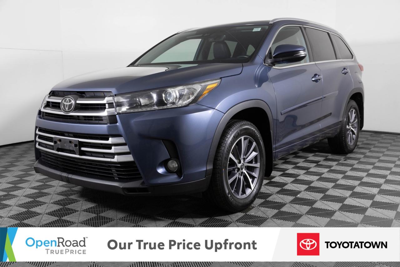 2018 Toyota Highlander XLE! LOADED! ACCIDENT FREE! Photo0