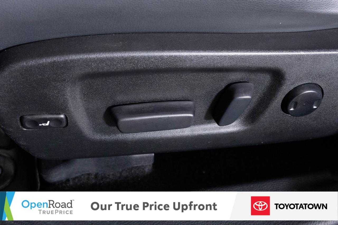 2018 Toyota Highlander XLE! LOADED! ACCIDENT FREE! Photo