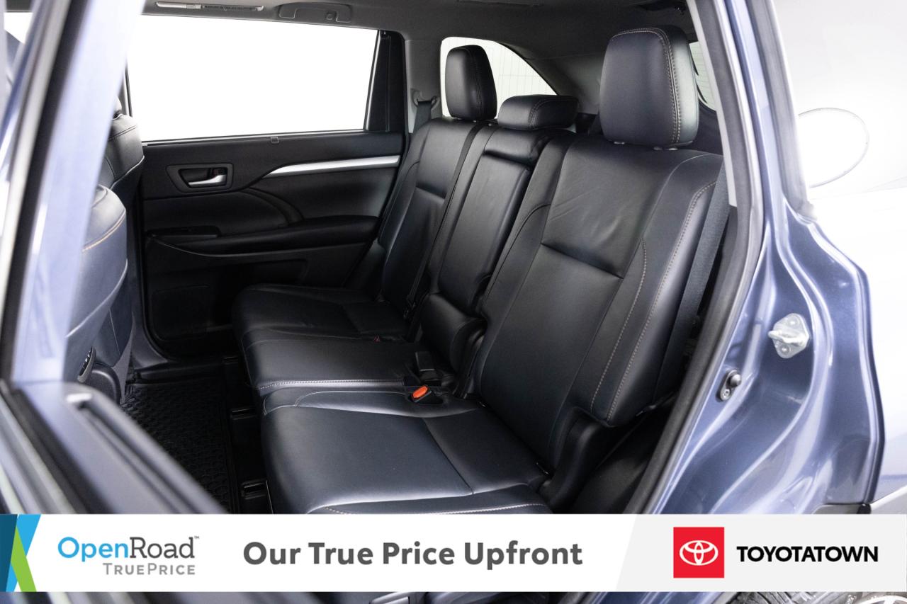 2018 Toyota Highlander XLE! LOADED! ACCIDENT FREE! Photo