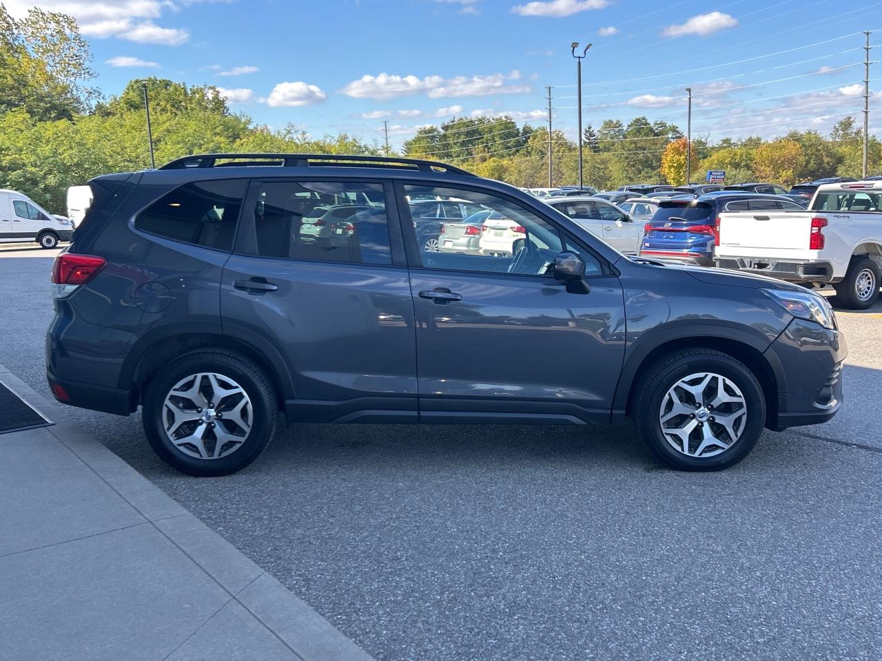 2022 Subaru Forester CONVENIENCE Photo