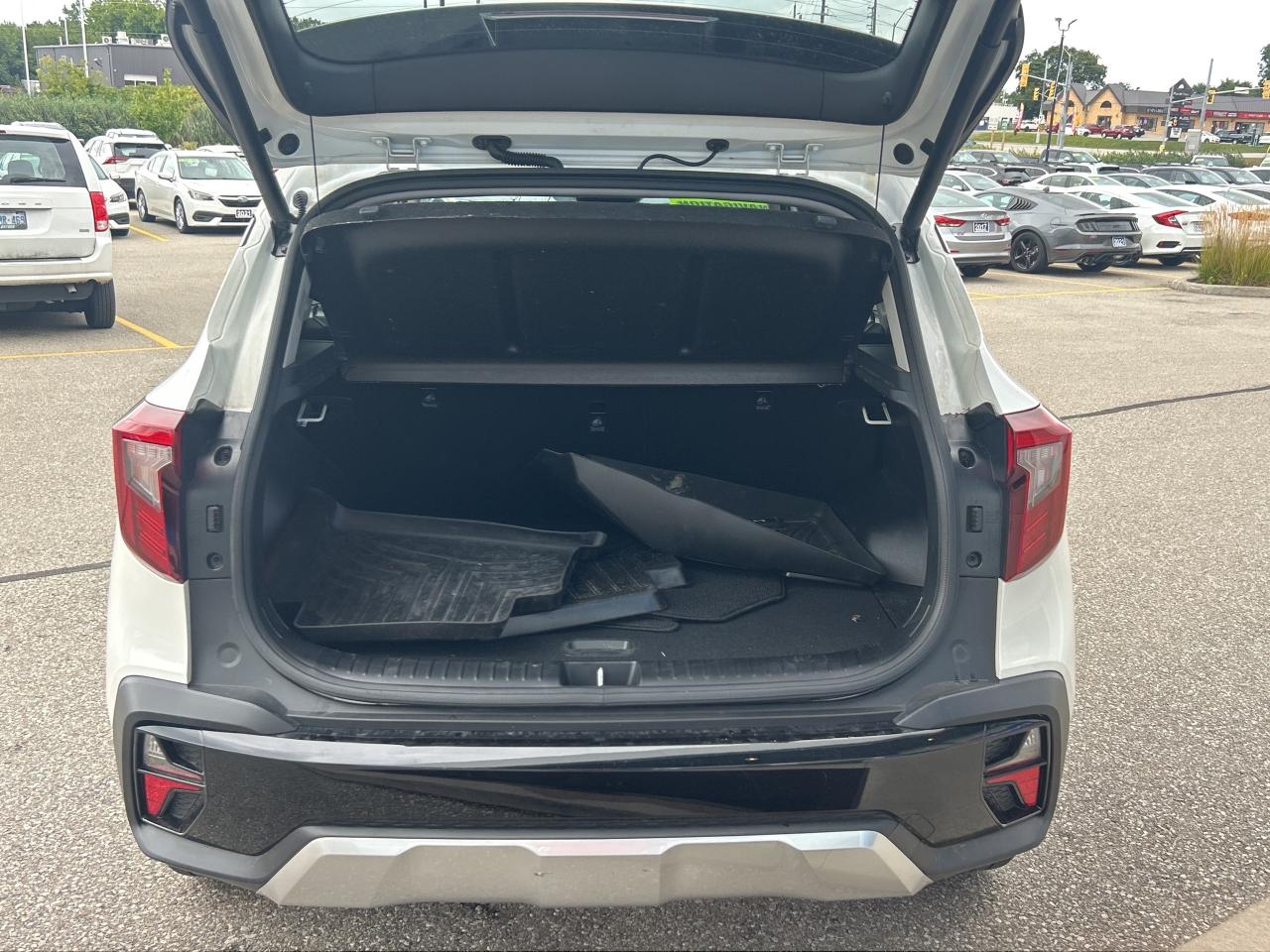 2024 Kia Seltos EX   CarPlay + Android Auto Photo