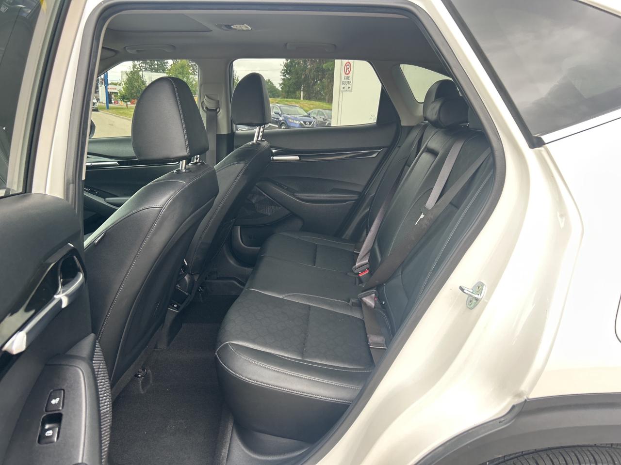 2024 Kia Seltos EX   CarPlay + Android Auto Photo