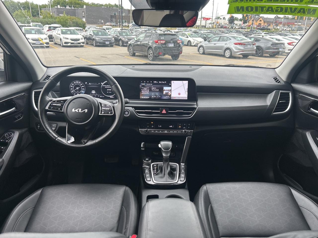 2024 Kia Seltos EX   CarPlay + Android Auto Photo