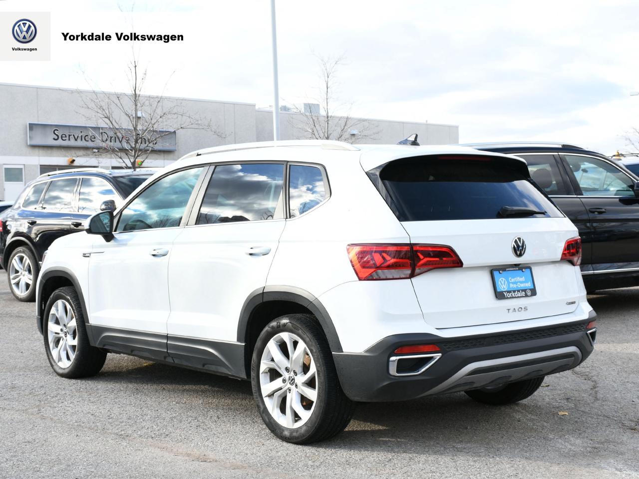 2022 Volkswagen Taos  Photo