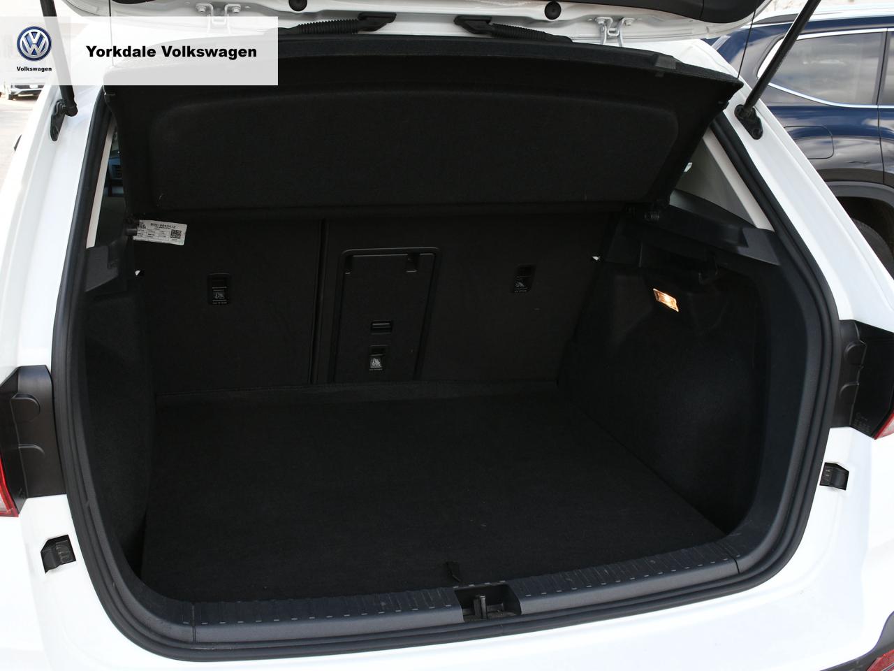 2022 Volkswagen Taos  Photo