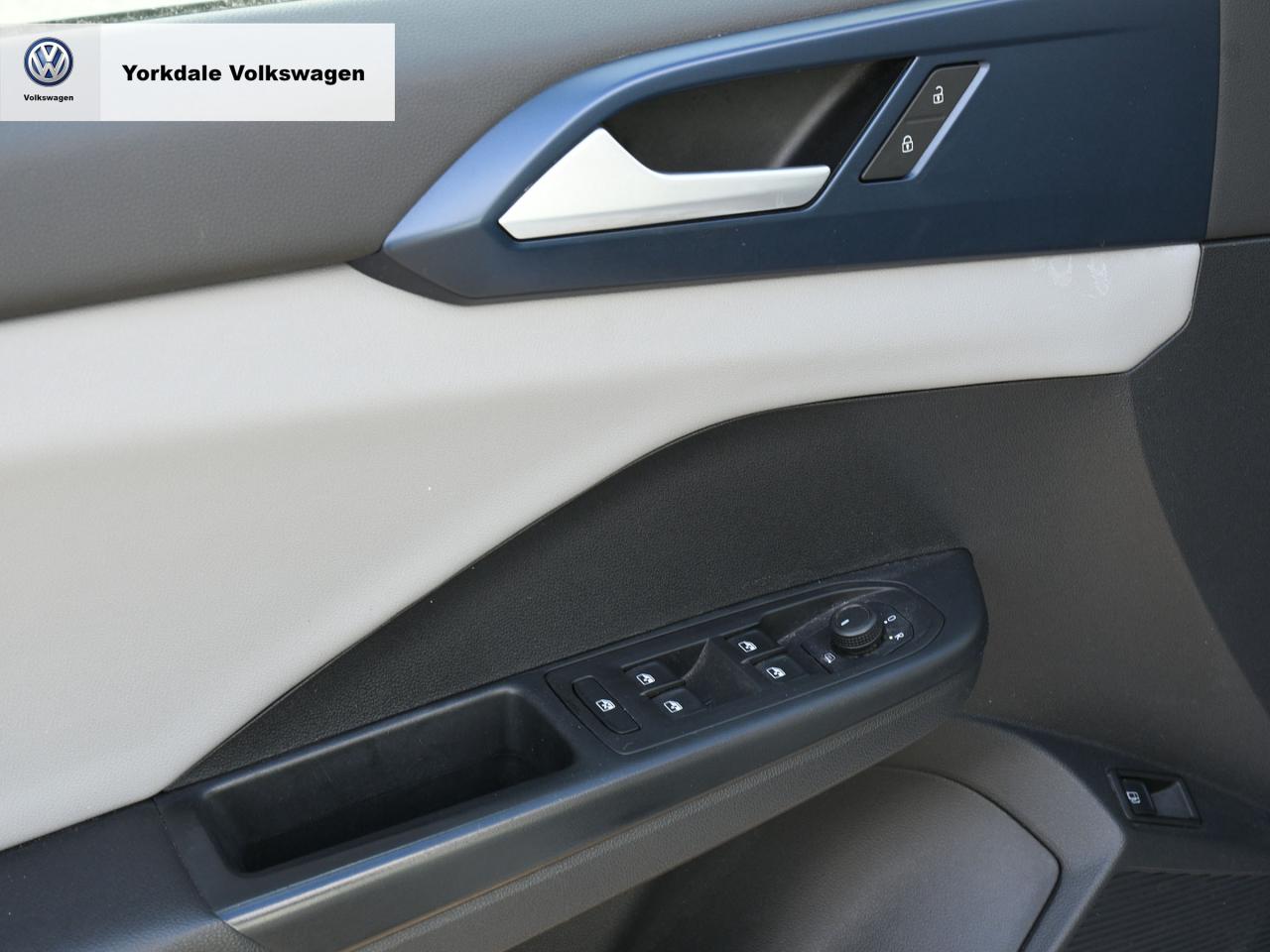 2022 Volkswagen Taos  Photo