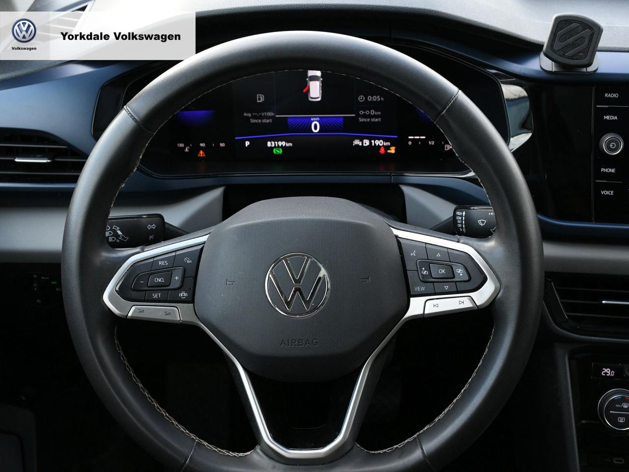 2022 Volkswagen Taos  Photo