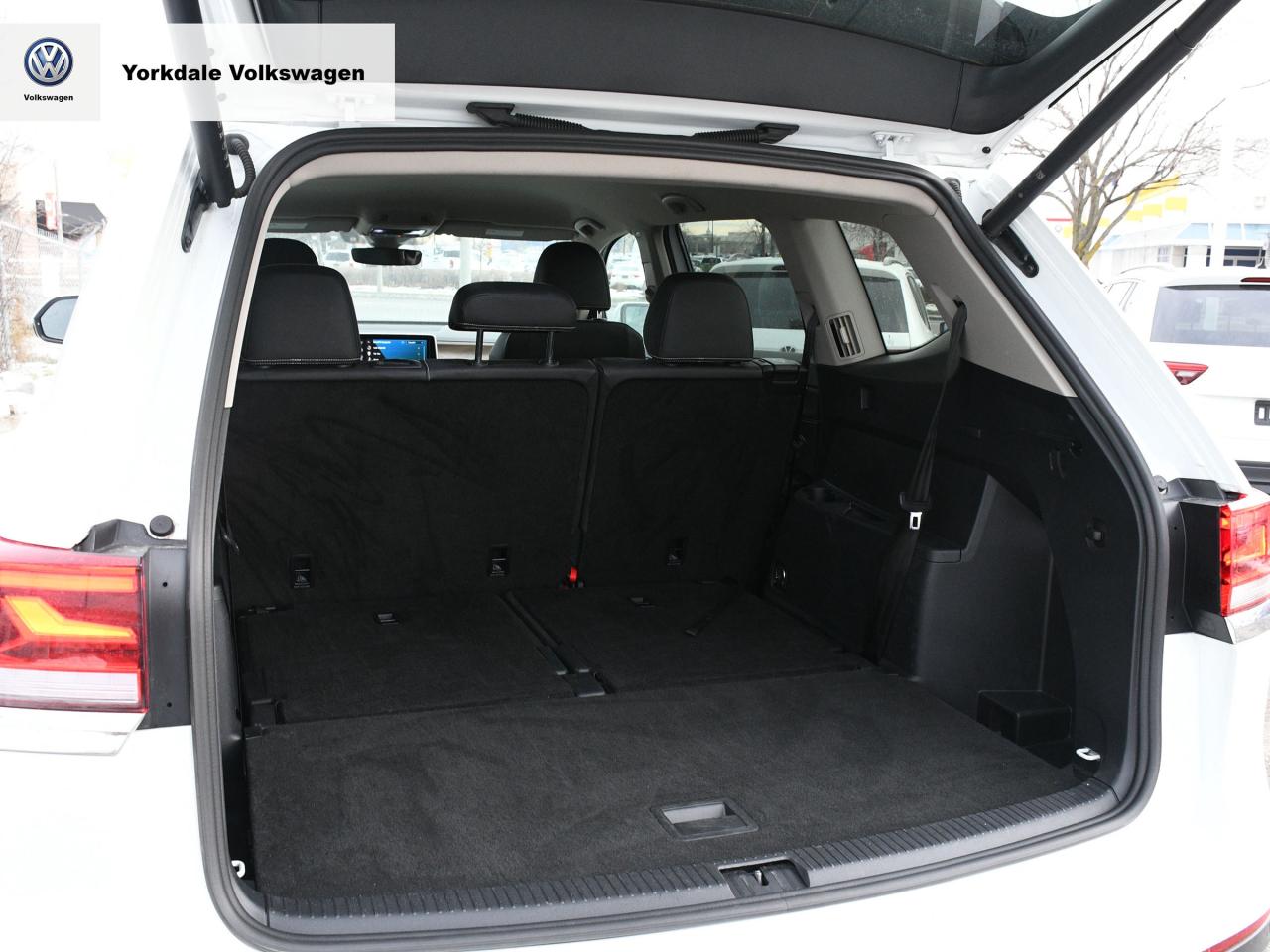 2025 Volkswagen Atlas  Photo