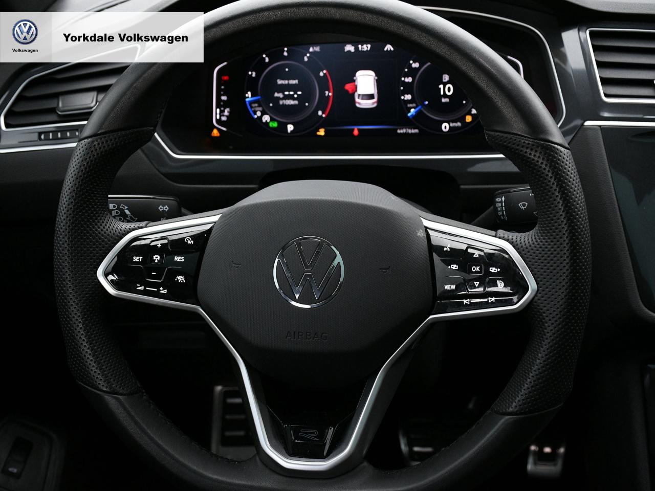 2024 Volkswagen Tiguan  Photo