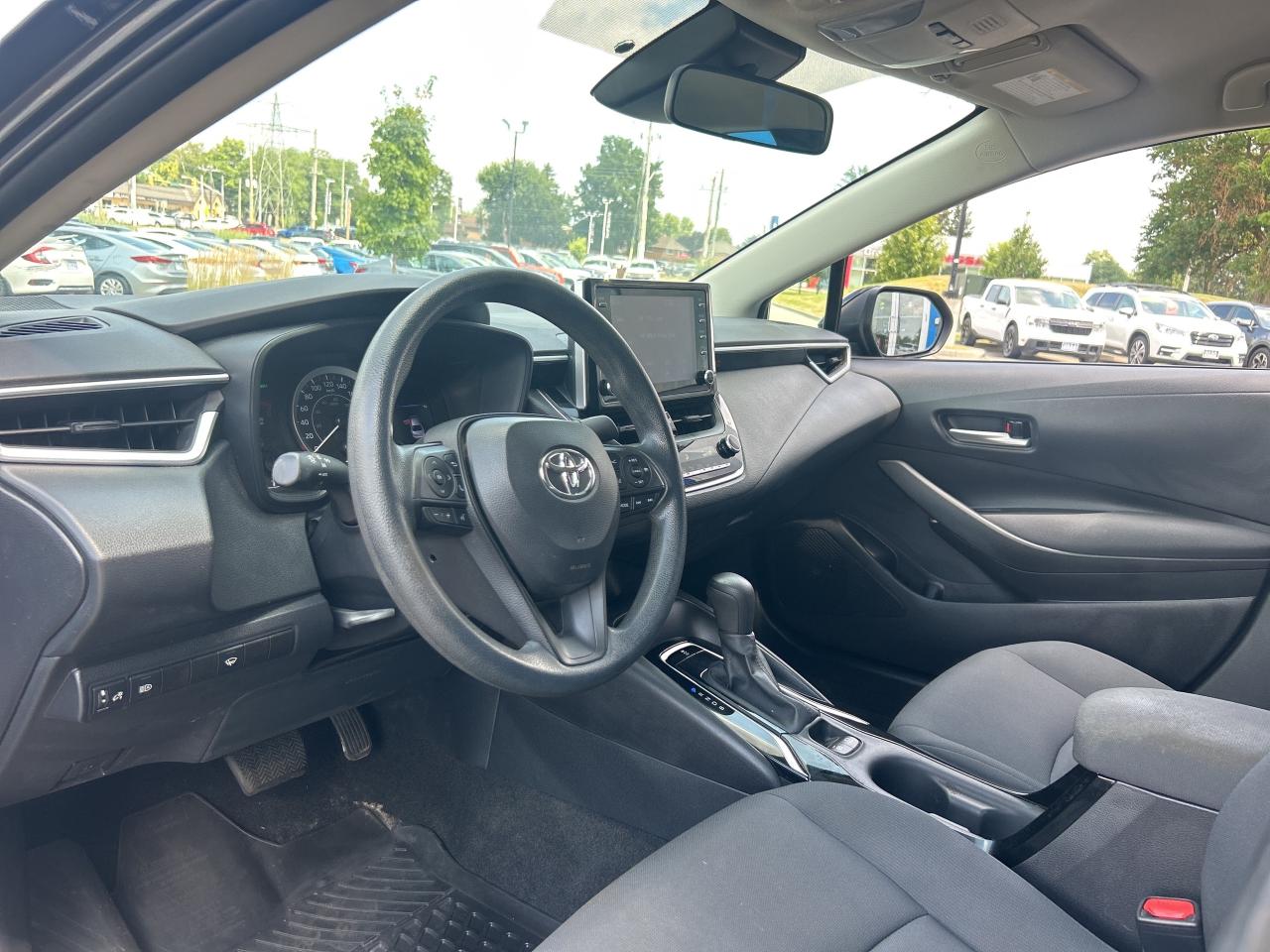 2020 Toyota Corolla LE CVT Photo