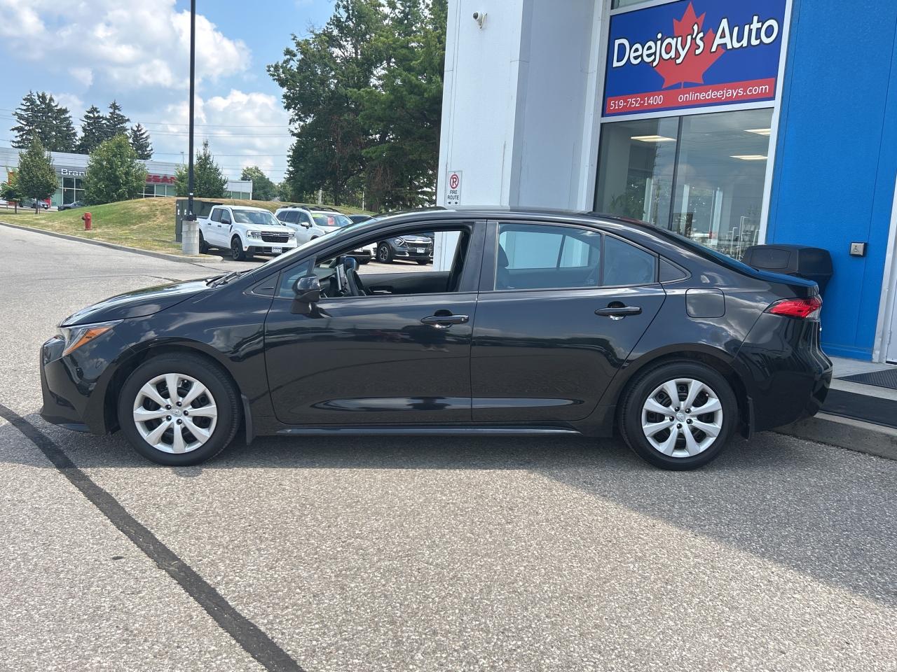 2020 Toyota Corolla LE CVT Photo