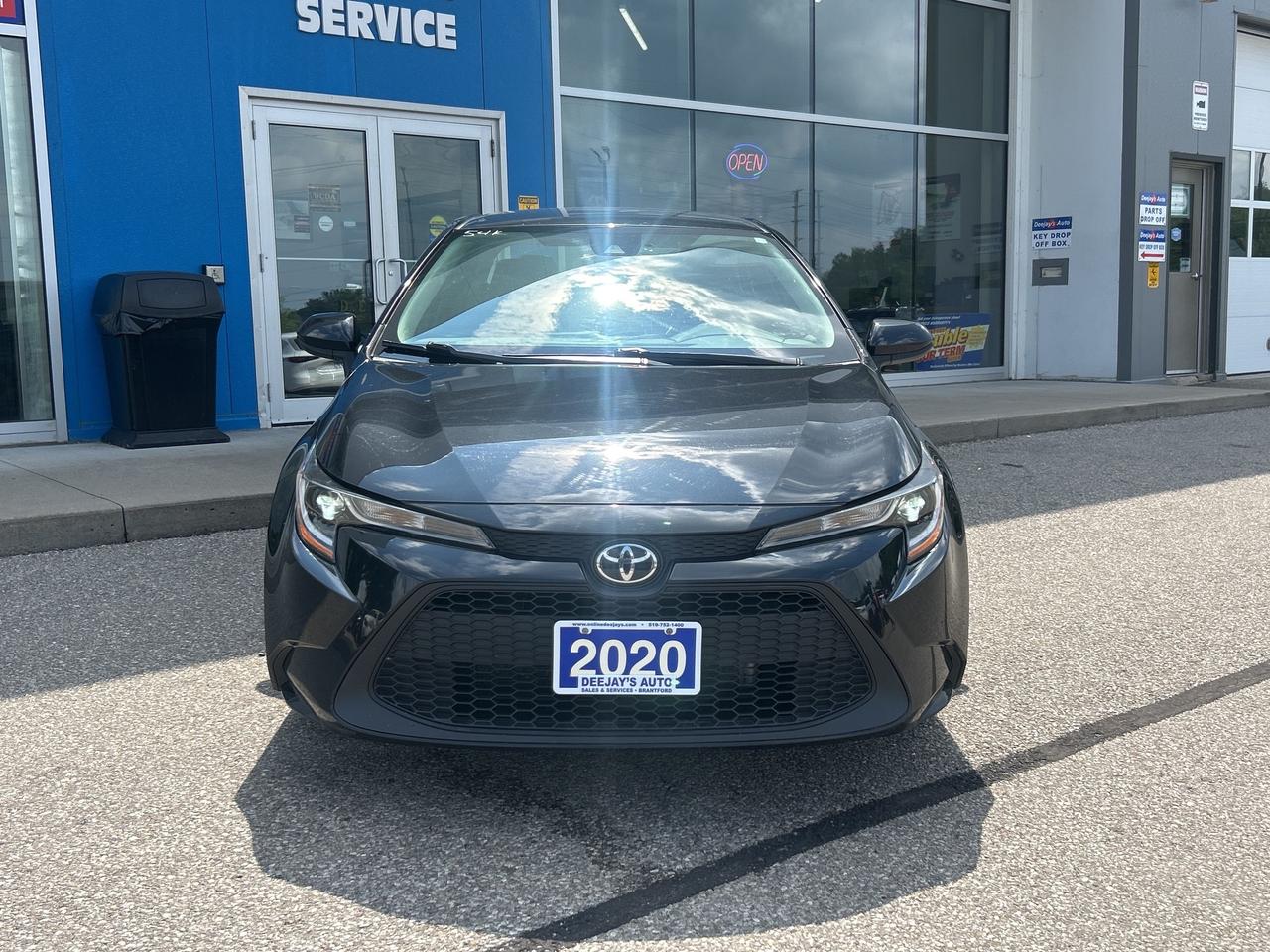 2020 Toyota Corolla LE CVT   low KM Photo