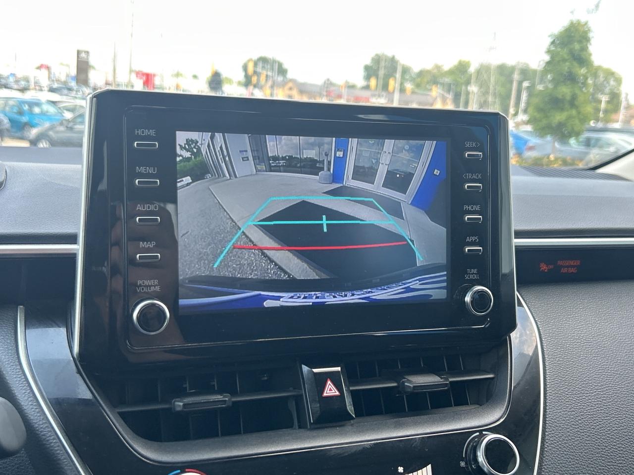 2020 Toyota Corolla LE CVT   low KM Photo