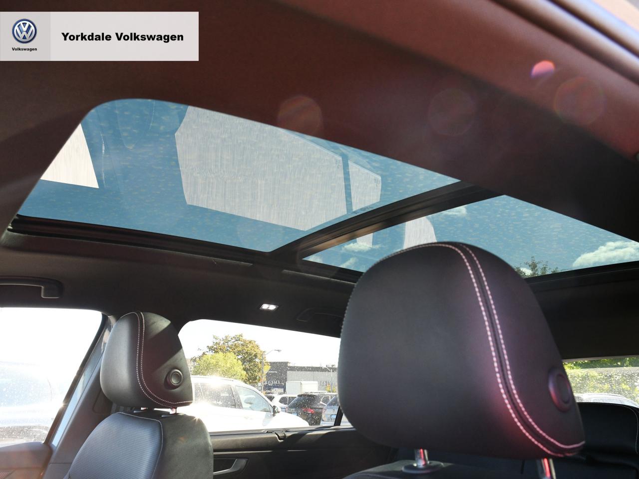 2025 Volkswagen Atlas Cross Sport  Photo