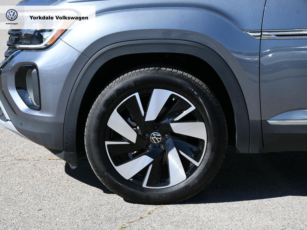 2025 Volkswagen Atlas Cross Sport  Photo