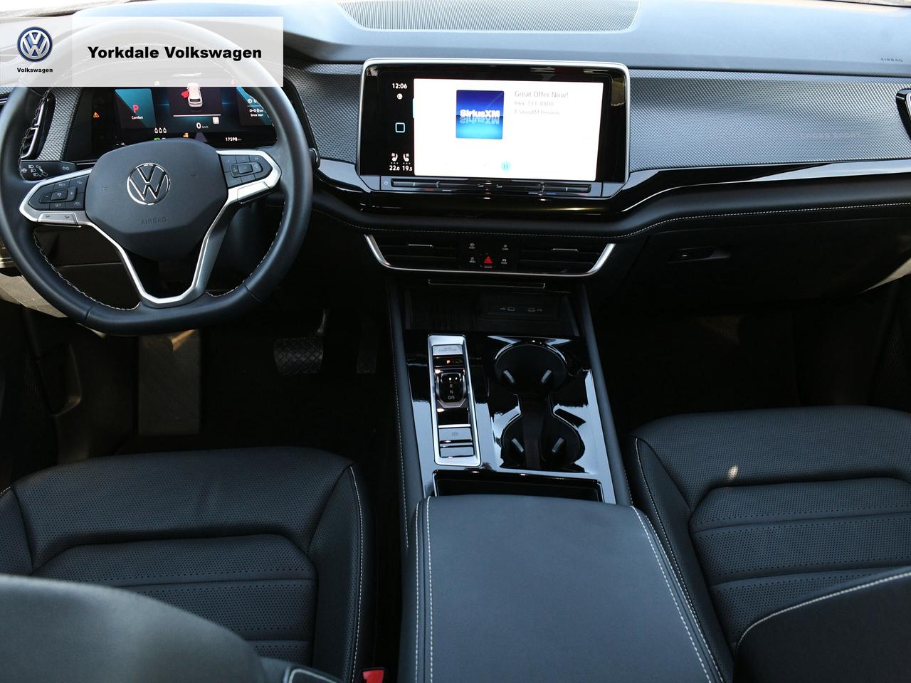 2025 Volkswagen Atlas Cross Sport  Photo