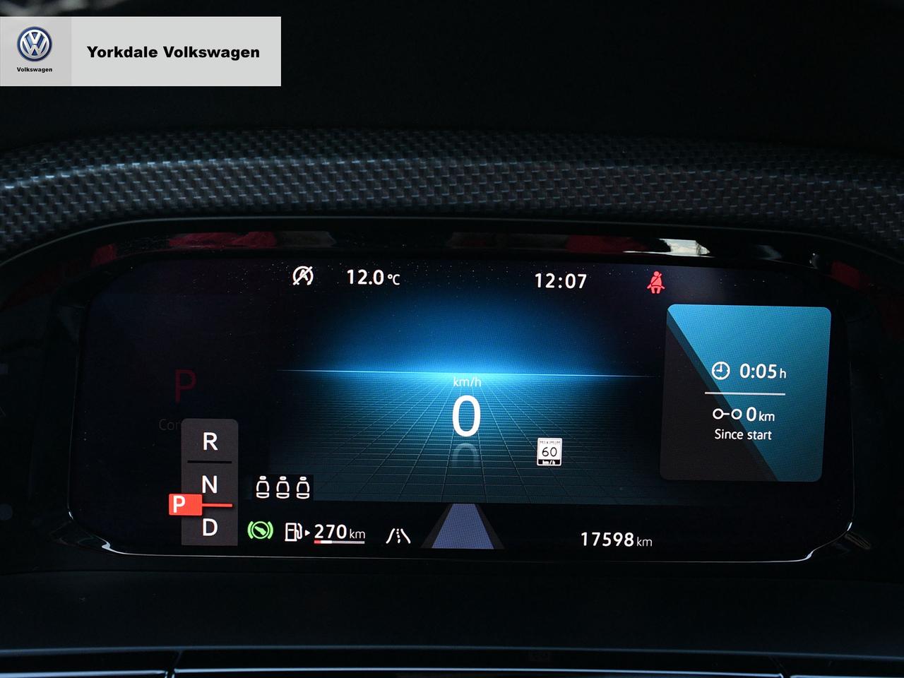 2025 Volkswagen Atlas Cross Sport  Photo