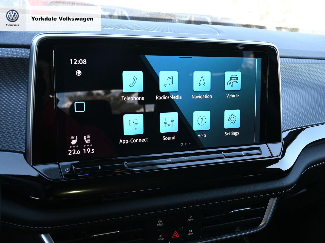 2025 Volkswagen Atlas Cross Sport  Photo