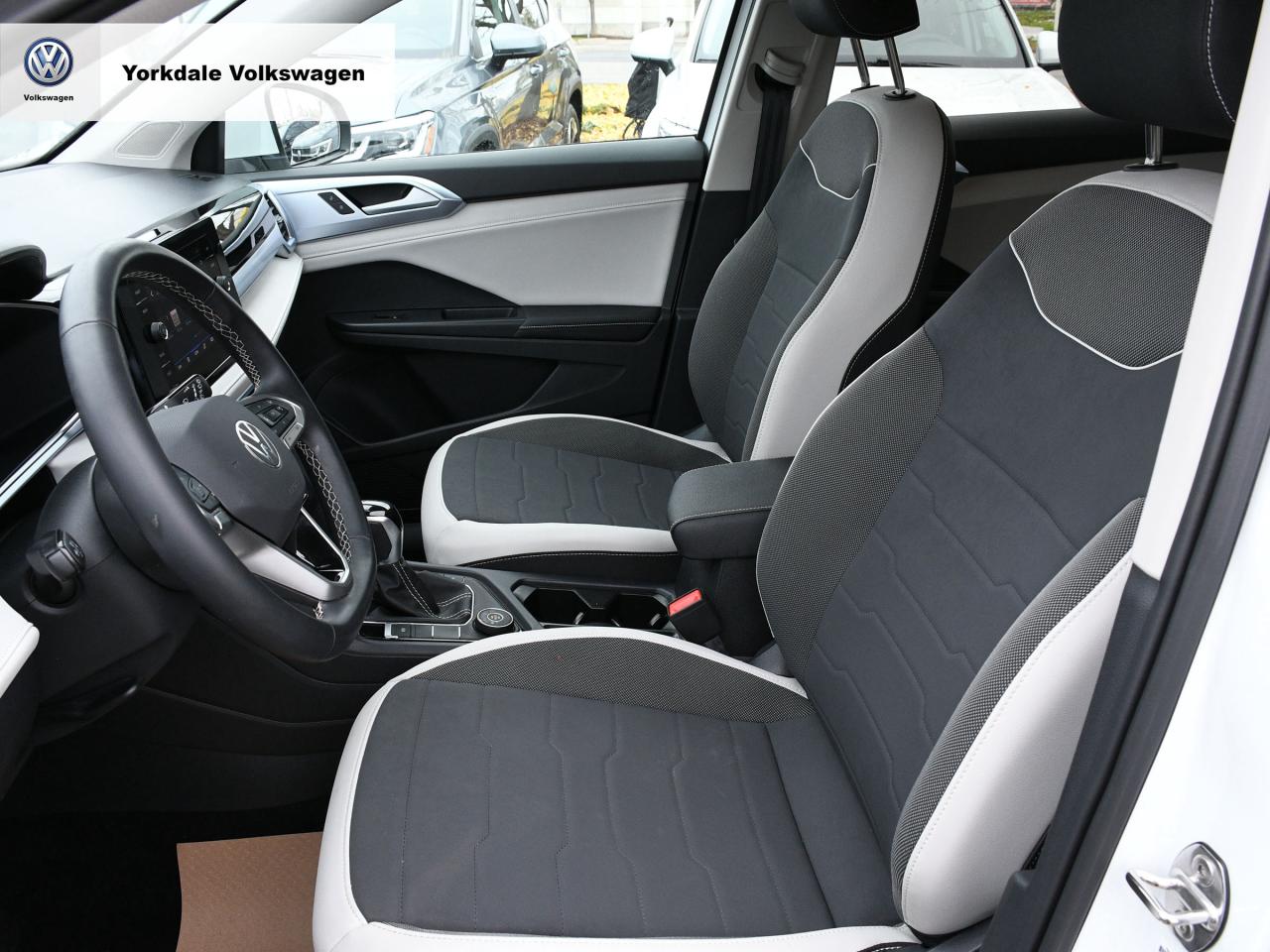 2025 Volkswagen Taos  Photo