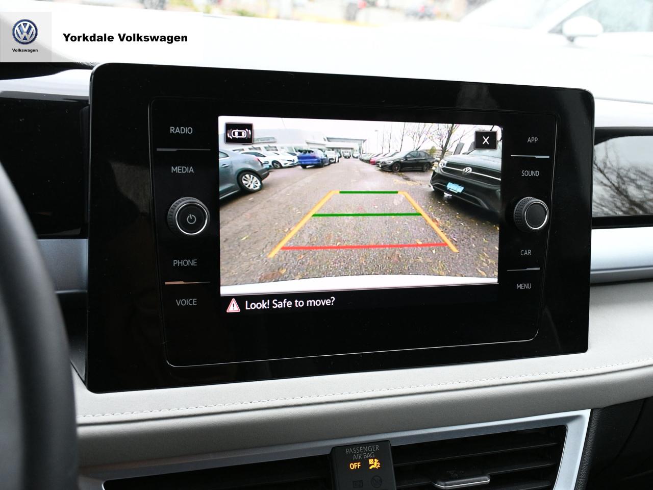 2025 Volkswagen Taos  Photo