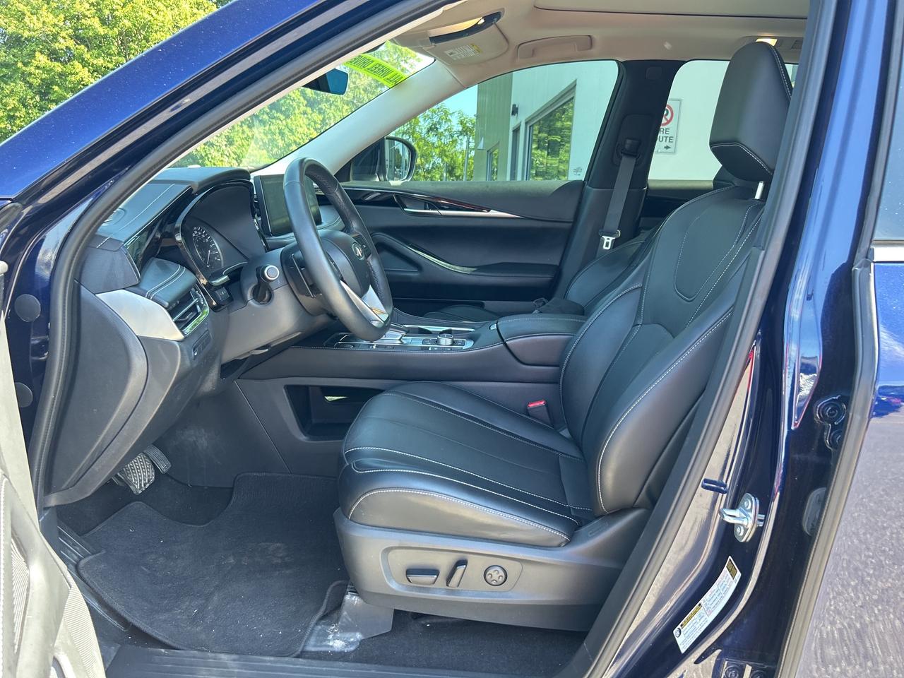 2023 Infiniti QX60 PURE   Factory Warranty   7 Pass   Clean Carfax Photo