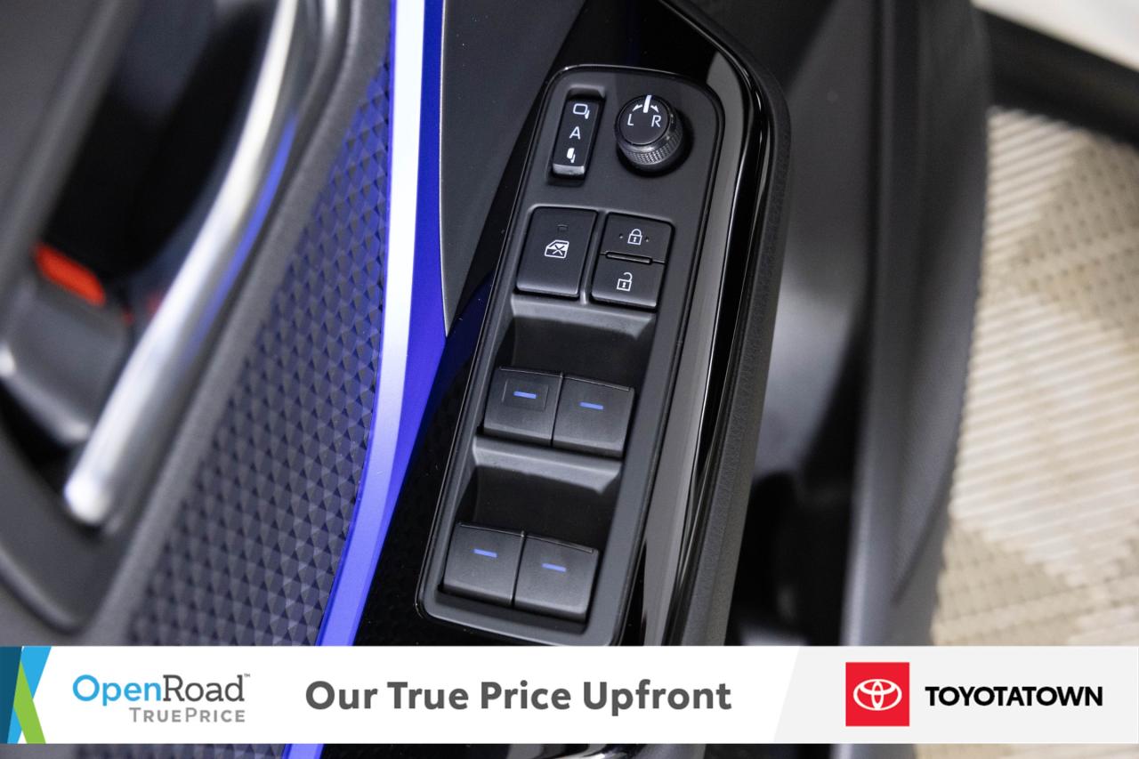 2021 Toyota C-HR XLE PREMIUM! CERTIFIED PRE OWNED! ACCIDENT FREE! E Photo