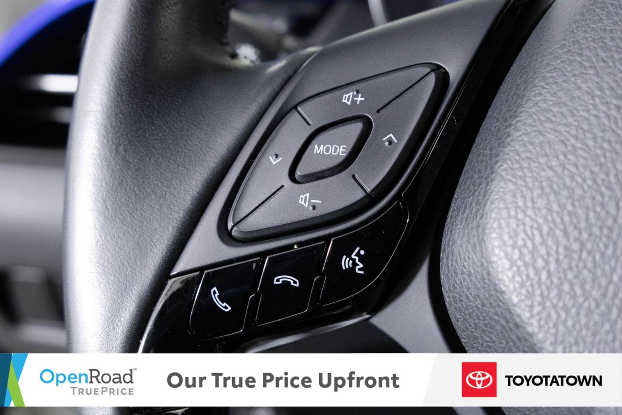 2021 Toyota C-HR XLE PREMIUM! CERTIFIED PRE OWNED! ACCIDENT FREE! E Photo