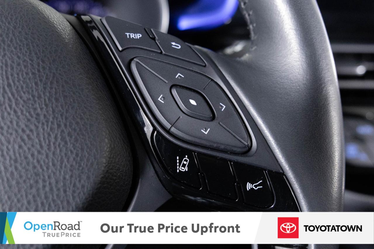 2021 Toyota C-HR XLE PREMIUM! CERTIFIED PRE OWNED! ACCIDENT FREE! E Photo