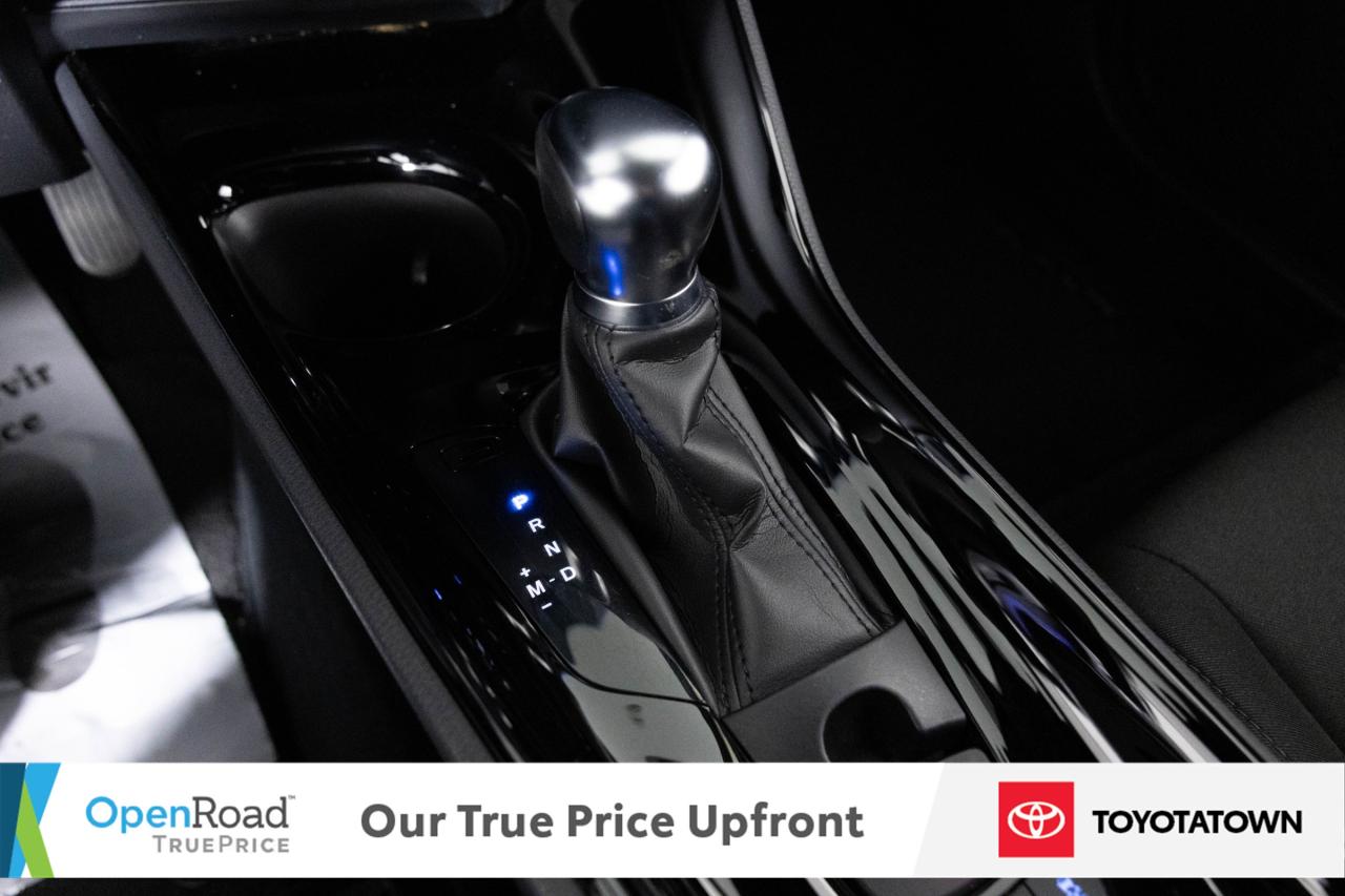 2021 Toyota C-HR XLE PREMIUM! CERTIFIED PRE OWNED! ACCIDENT FREE! E Photo