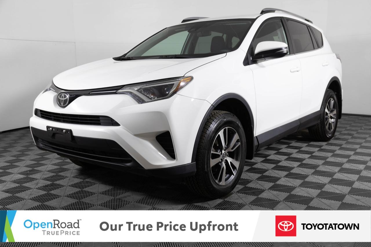 2018 Toyota RAV4 LE! ACCIDENT FREE! LOW MILEAGE! Photo0