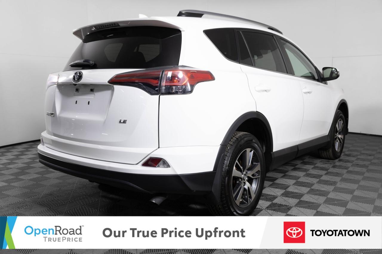 2018 Toyota RAV4 LE! ACCIDENT FREE! LOW MILEAGE! Photo